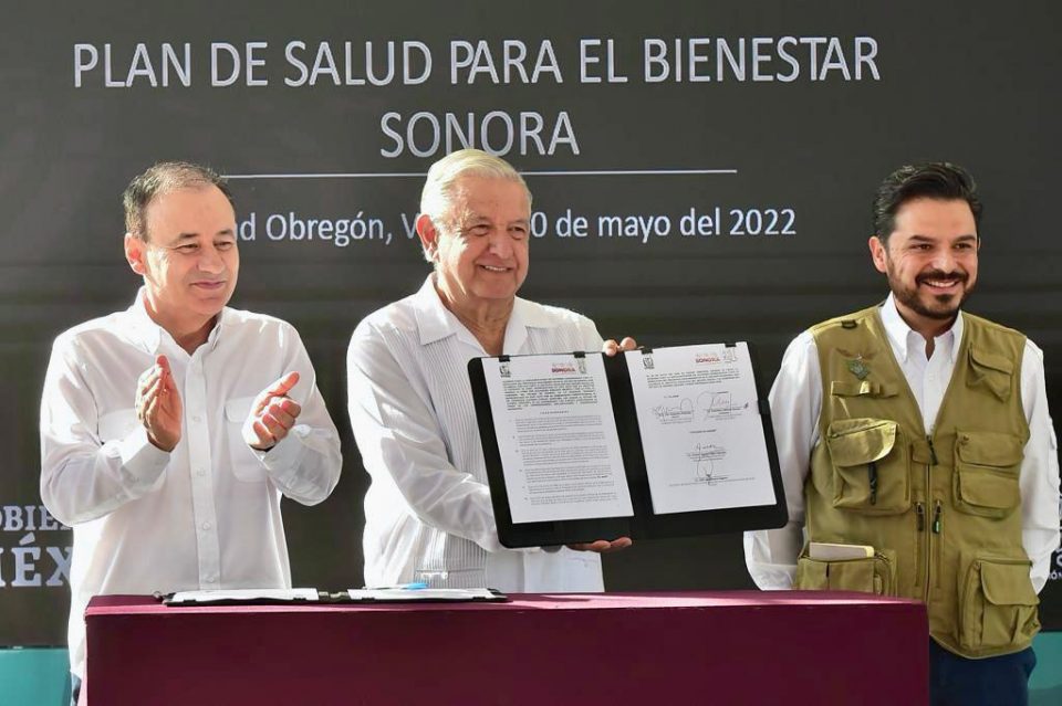 AMLO celebra acuerdo entre Grupo México y mineros de Nacozari