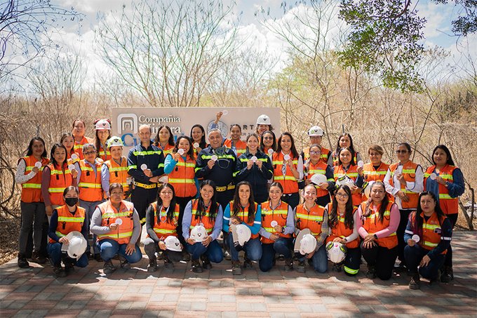 Compañía Minera Cuzcatlán se afilia a Mujeres WIM de México