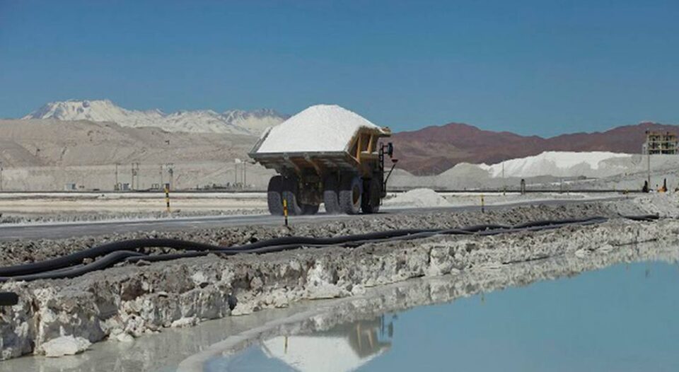 Avanza negociación de Silver Valley Metals para explotar litio en Zacatecas