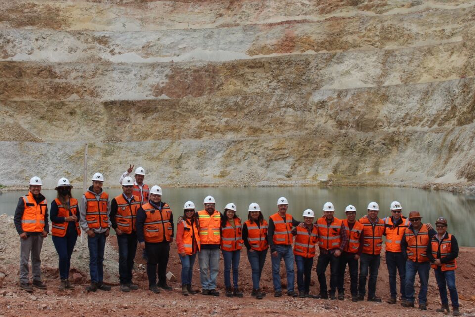 Minera Real del Oro de Argonaut Gold recibe visita del Túnel de la Minería