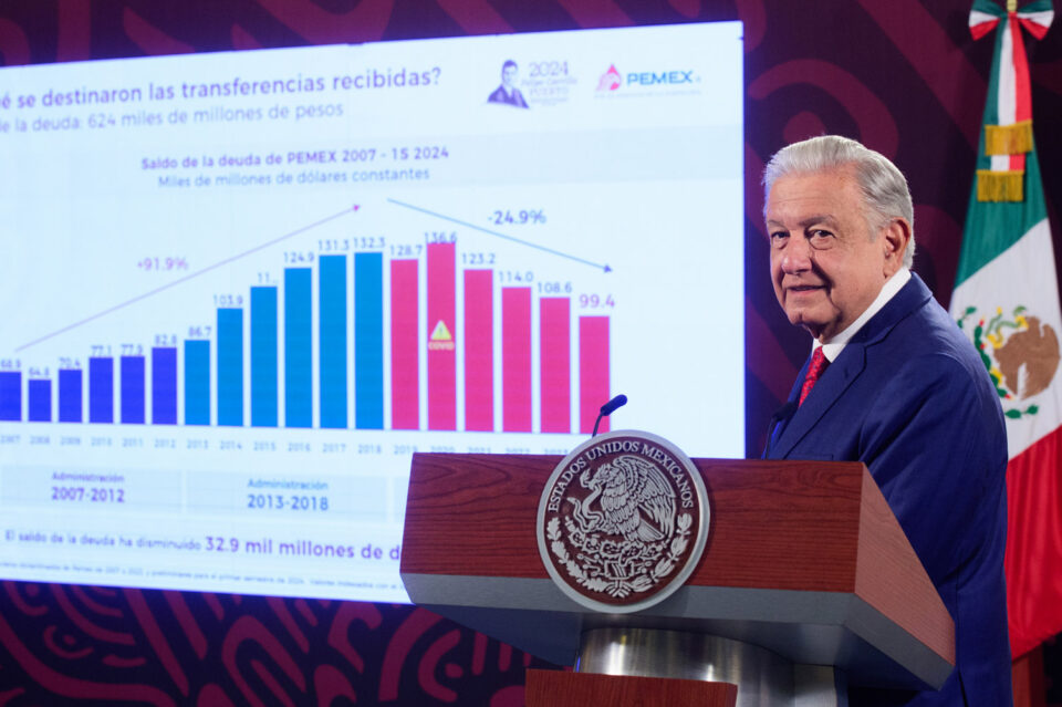 El presidente Andrés Manuel López Obrador afirmó que Pemex vive su mejor momento, luego de haber sido rescatada como empresa pública.