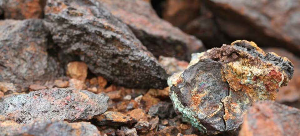 Expertos anticipan un aumento sustancial de la demanda de minerales críticos: ONU