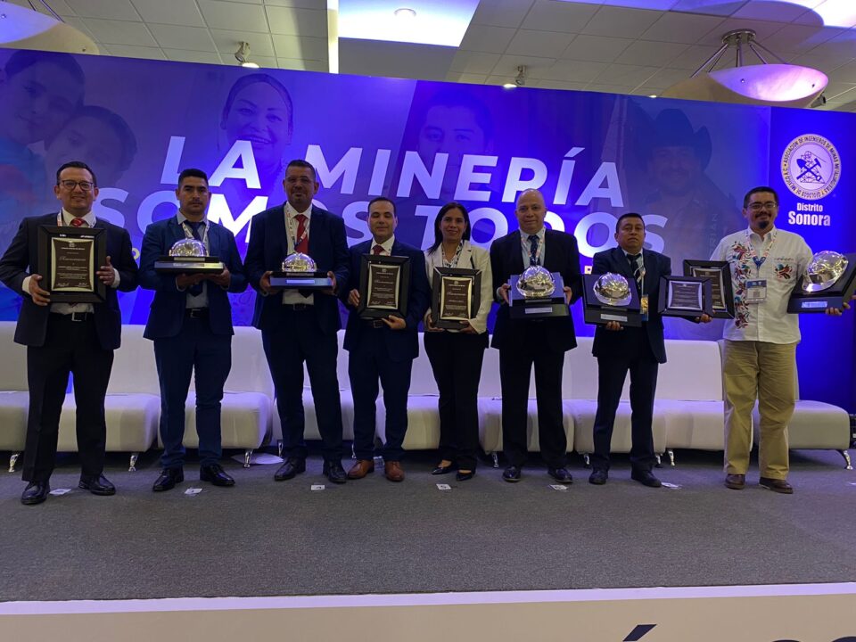 Planta FERTIREY de Industrias Peñoles Recibe Casco de Plata