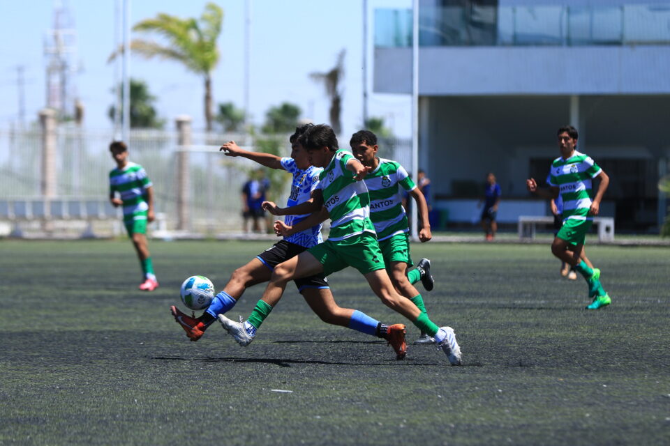 Industrias Peñoles promueve las actividades deportivas en sus comunidades vecinas