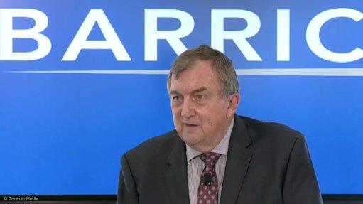 Barrick Mining designa a Mark Hill como CEO interino tras sorpresiva salida de Bristow