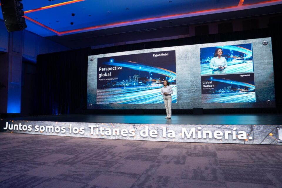 Mobil Delvac celebra 100 años de innovación y liderazgo en lubricantes