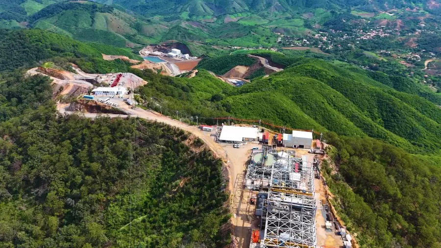 Endeavour Silver alcanza producción comercial en su mina Terronera en Jalisco