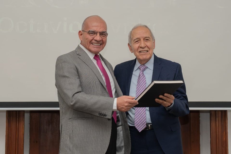 AIMMGM rinde homenaje al legado del ingeniero Octavio Alvídrez Cano