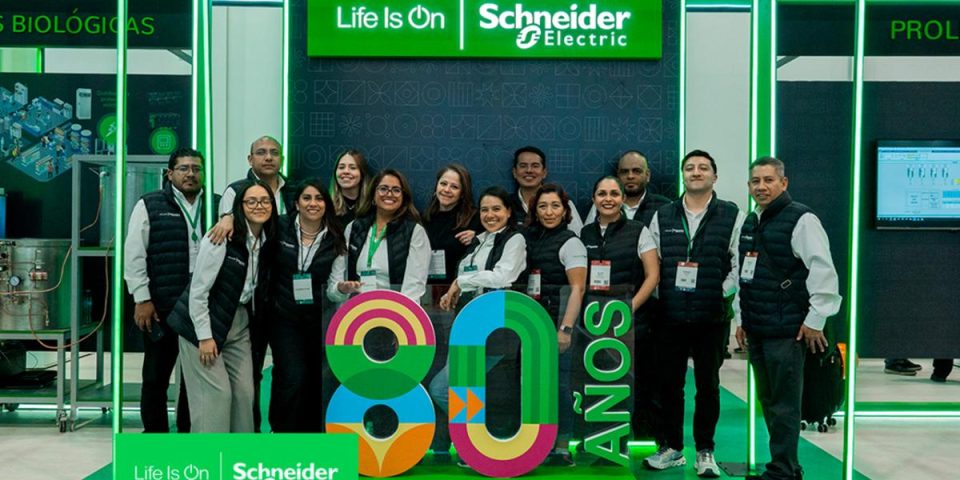 Schneider Electric y Tec de Monterrey presentan resultados del reto de automatización para estudiantes de ingeniería