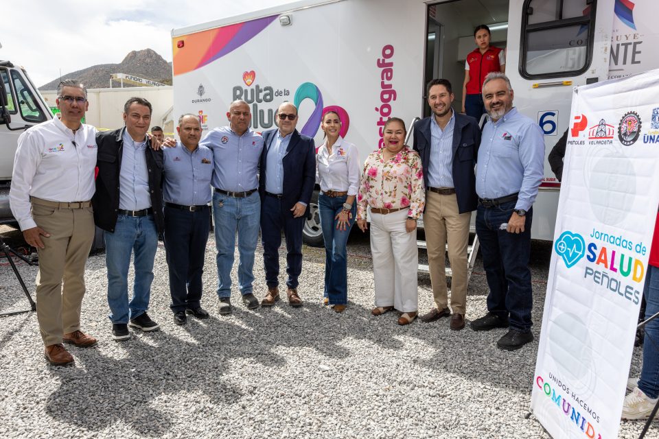 Industrias Peñoles lleva servicios gratuitos a Velardeña con Jornada de Salud