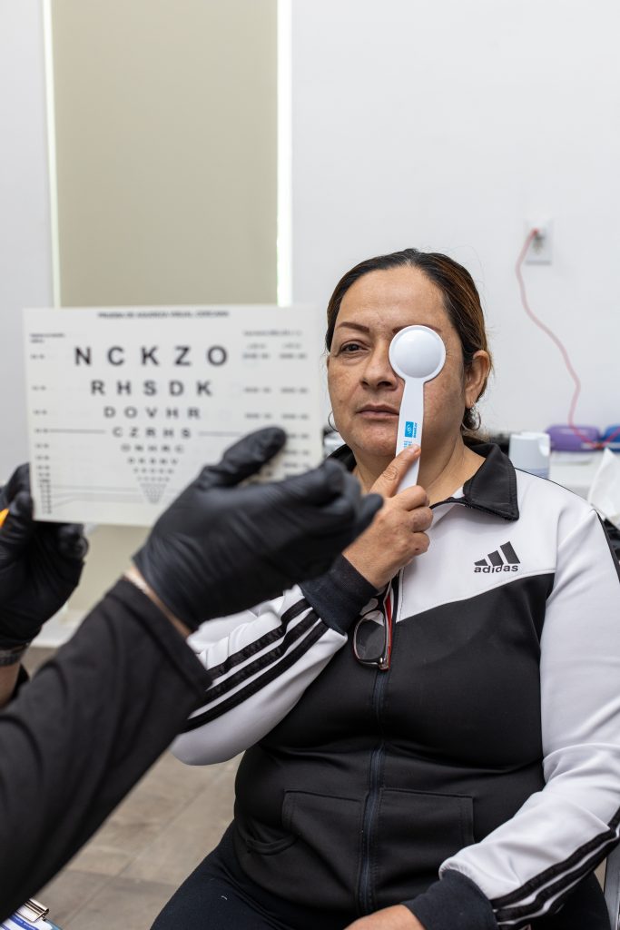 3,200 servicios gratuitos en la sexta Jornada de Salud Peñoles en Velardeña