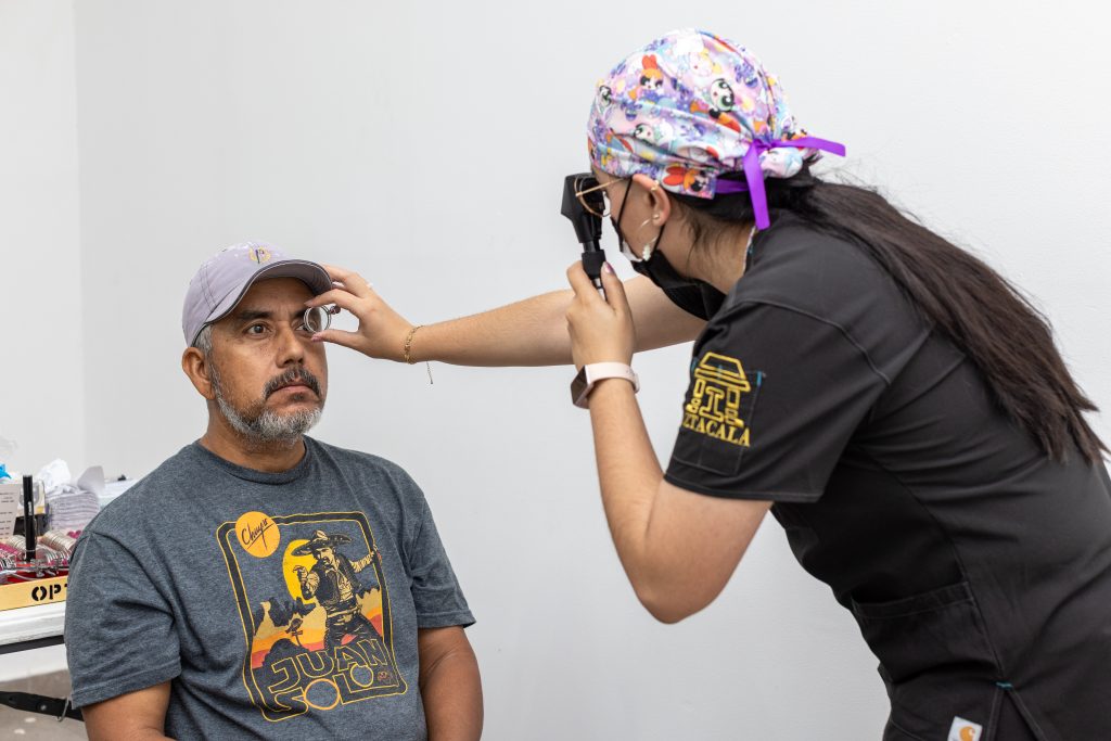 3,200 servicios gratuitos en la sexta Jornada de Salud Peñoles en Velardeña