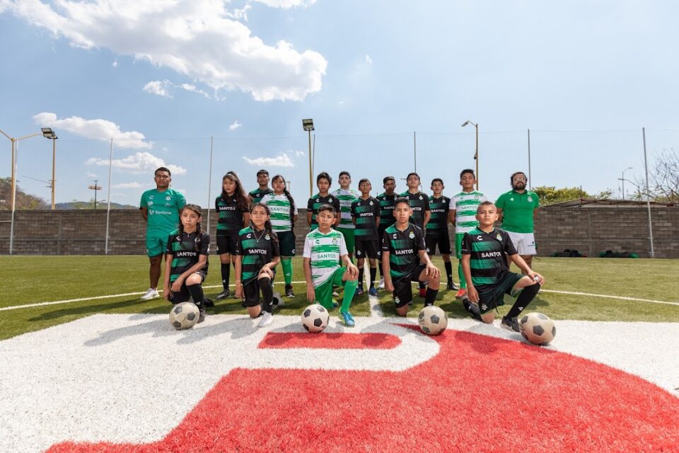 Industrias Peñoles promueve valores a través del deporte