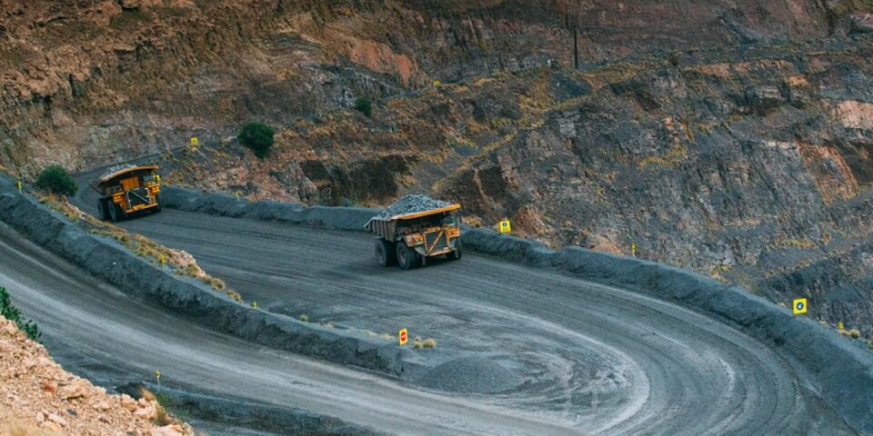 Anglo American vende minas de carbón australianas a Dhilmar por 3,880 mdd