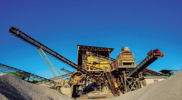 Maquinaria y tecnología en la minería profunda